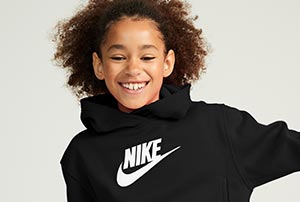 Nike Girl's Sweatshirts & Hoodies